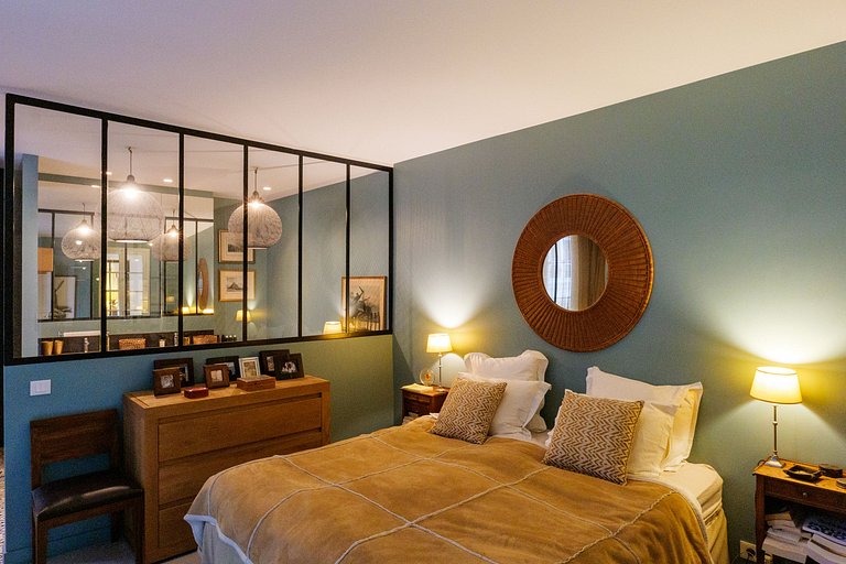 Par110 - Charming apartment in the heart of Paris