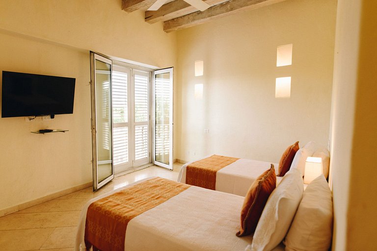 Car048 - Luxuosa villa de 4 quartos com bela vista