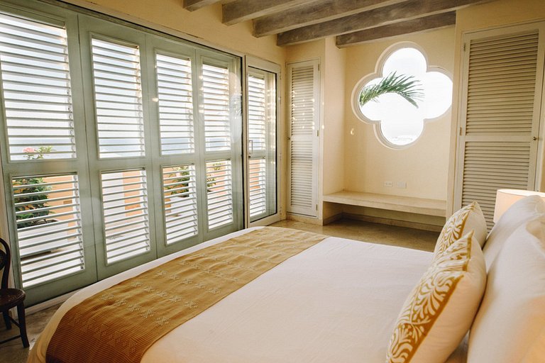 Car048 - Luxuosa villa de 4 quartos com bela vista