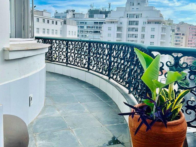 Rio155 - Apartamento próximo ao Copacabana Palace