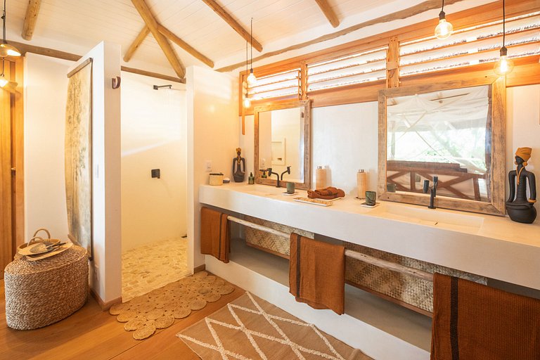 Pip015 - Amplia casa de playa en Pipa