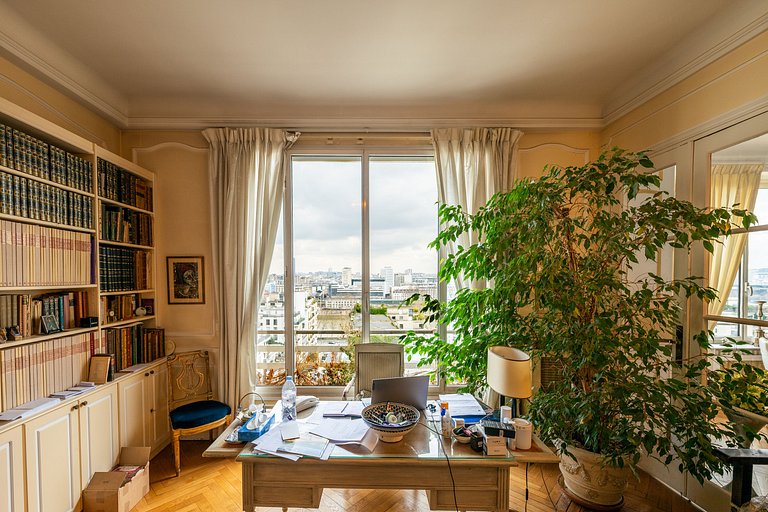 Par194 - Appartement de 3 chambres avec vue