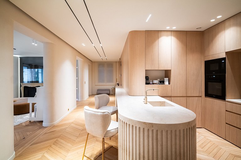 Par061 - Luxury apartment next to Champs-de-Mars