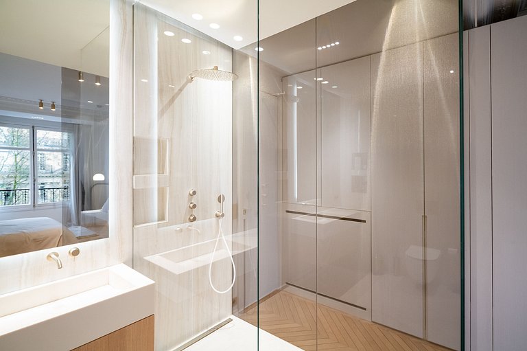 Par061 - Apartamento de alto padrão em Paris 7
