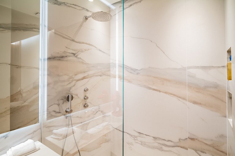 Par061 - Luxury apartment next to Champs-de-Mars