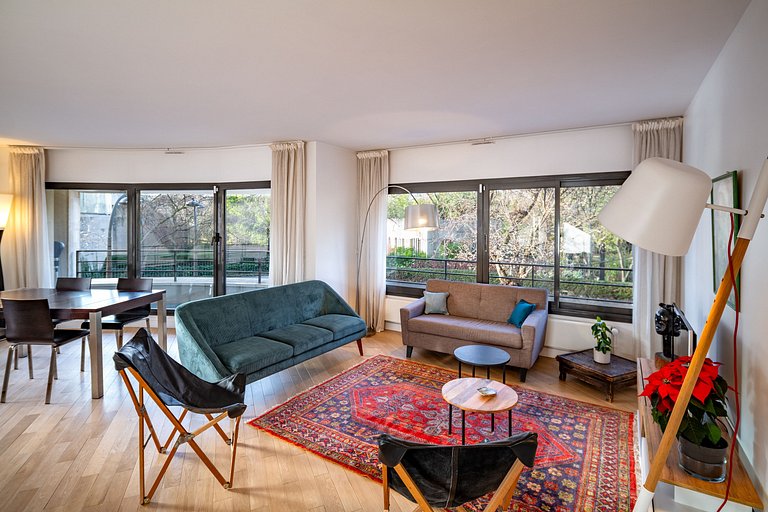 Par246 - 3 bedroom apartment facing a garden