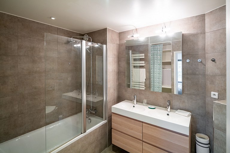 Par246 - Apartamento de 3 dormitorios en Paris