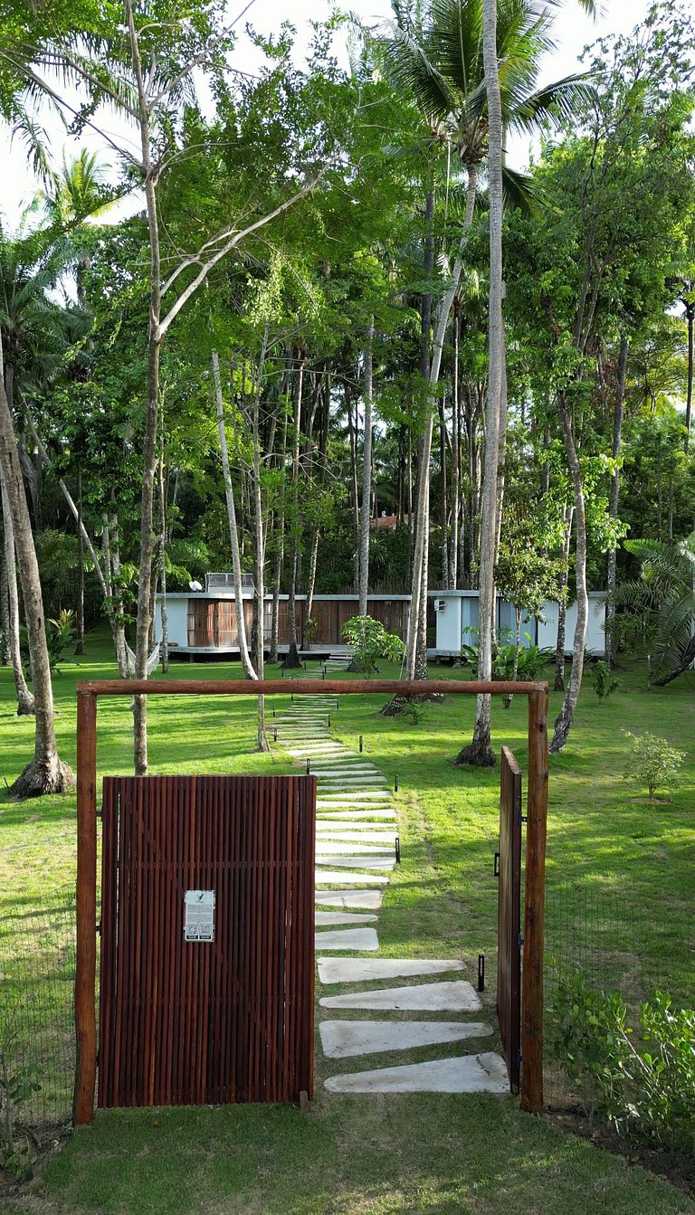Bah501 - Niemeyer style beach house