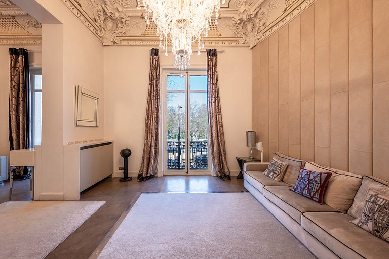 Par016 - Mansão de luxo com 9 quartos em Paris 16
