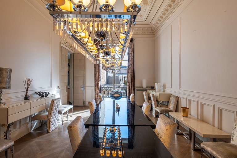 Par016 - Mansão de luxo com 9 quartos em Paris 16
