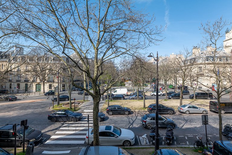 Par016 - Luxury 9 bedroom mansion in Paris 16