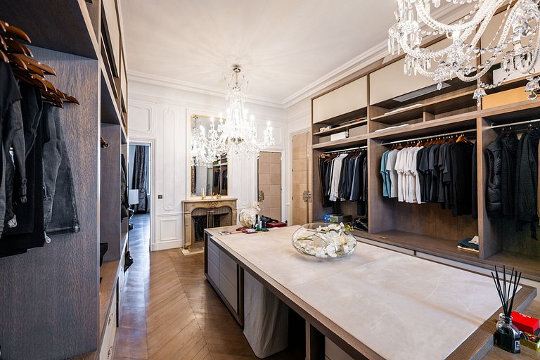 Par016 - Mansão de luxo com 9 quartos em Paris 16