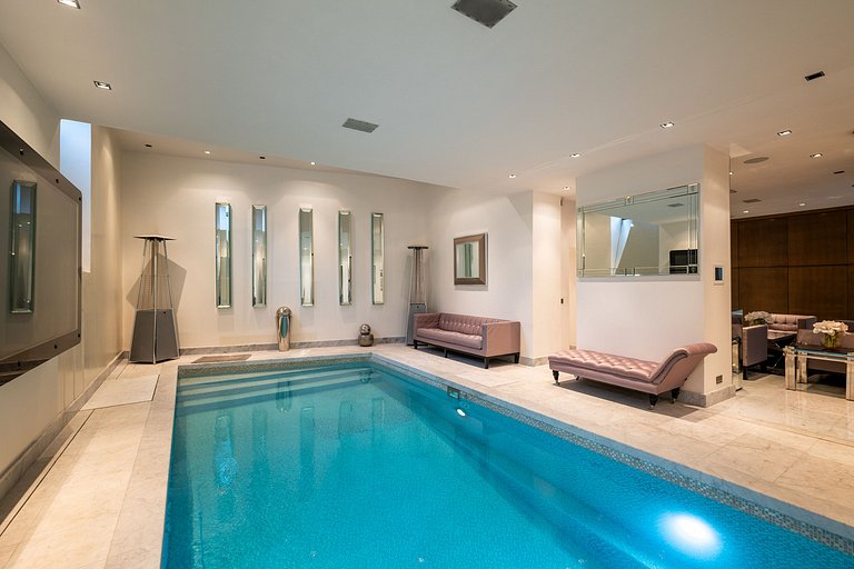 Par016 - Luxury 9 bedroom mansion in Paris 16