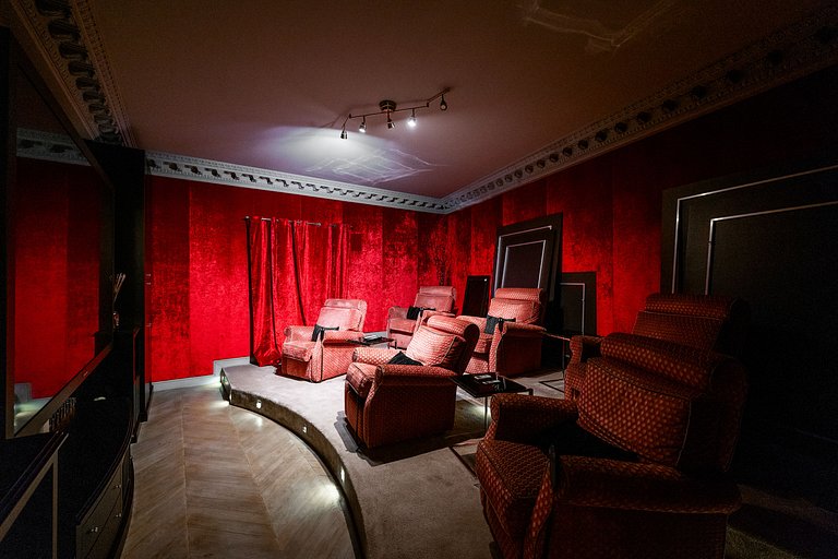 Par016 - Luxury 9 bedroom mansion in Paris 16