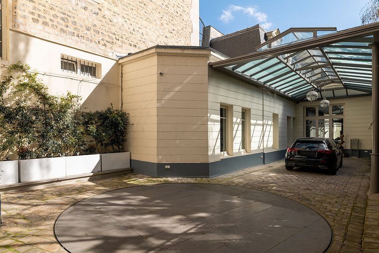 Par016 - Mansão de luxo com 9 quartos em Paris 16