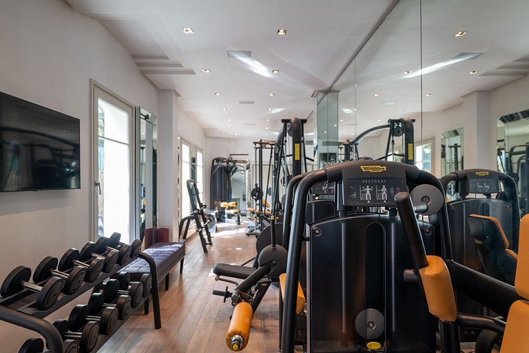 Par016 - Luxury 9 bedroom mansion in Paris 16