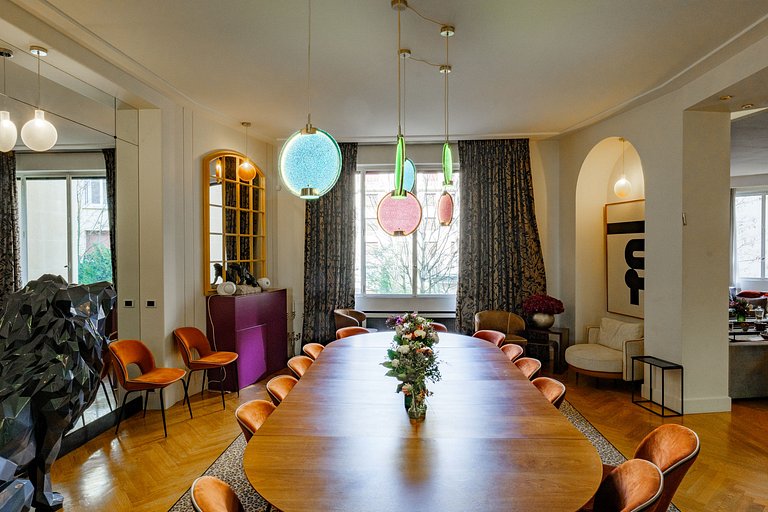 Par245 - 4 bedroom apartment in Walter Building