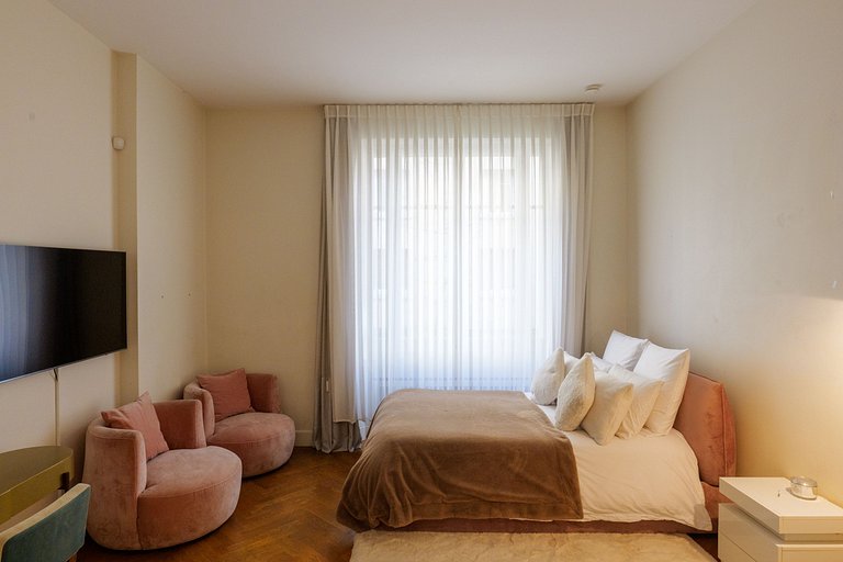Par245 - Appartement de 4 chambres à Auteuil