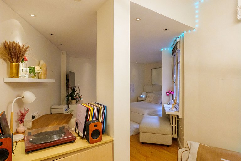 Par245 - 4 bedroom apartment in Walter Building