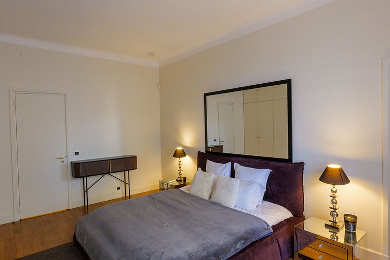 Par245 - 4 bedroom apartment in Walter Building