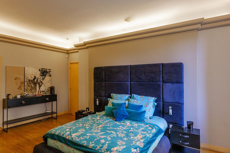 Par245 - 4 bedroom apartment in Walter Building