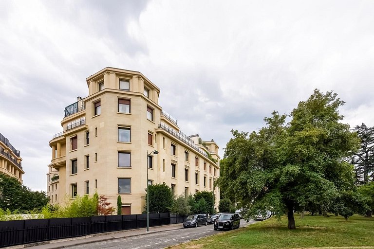 Par245 - Appartement de 4 chambres à Auteuil