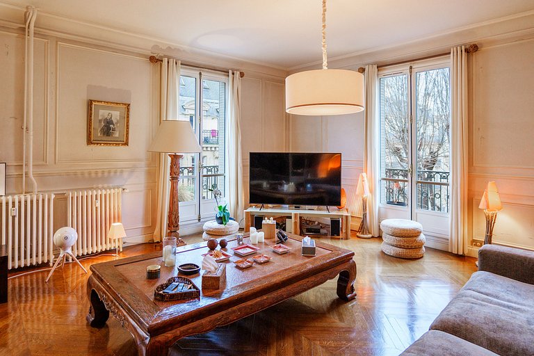 Par183 - Appartement de 4 chambres