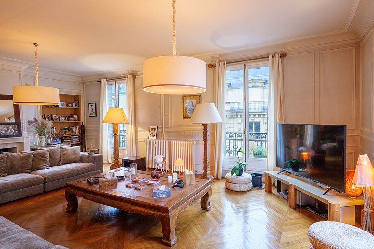 Par183 - Appartement de 4 chambres