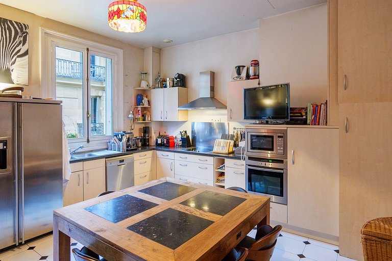 Par183 - Appartement de 4 chambres