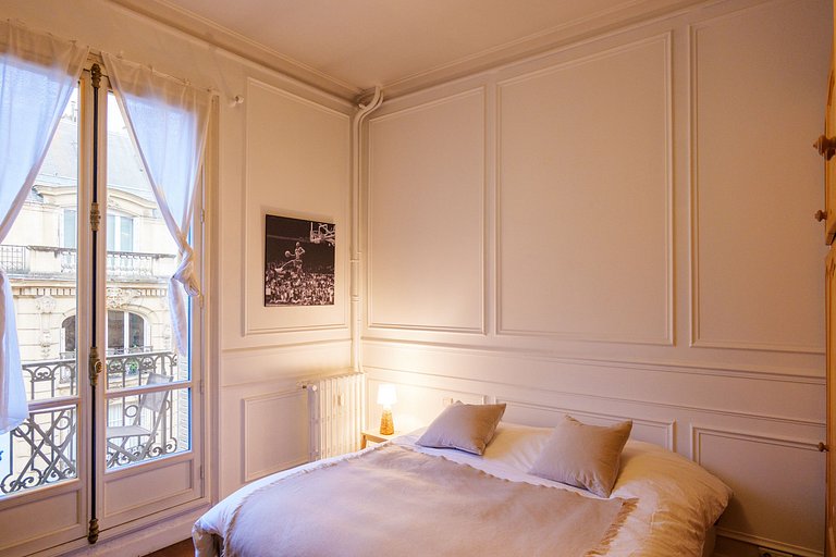 Par183 - Appartement de 4 chambres