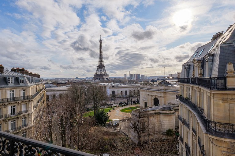 Par117 - Appartement de 3 chambres avec vue