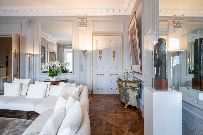 Par002 - Luxury apartment on Place Vendôme