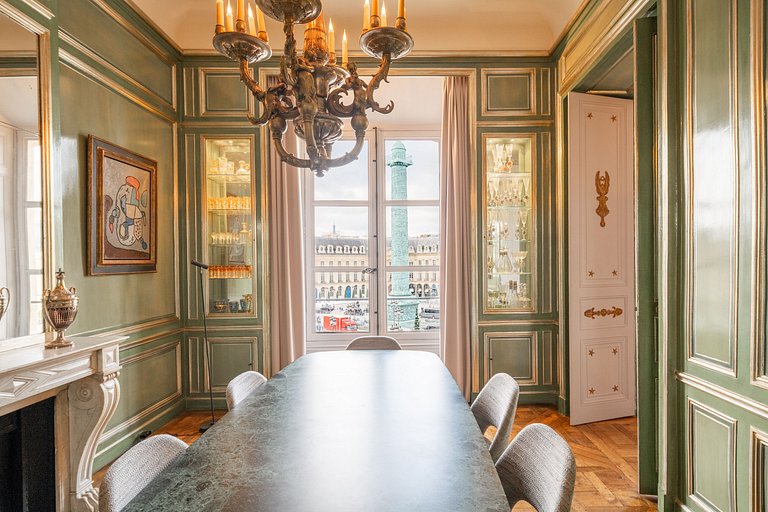 Par002 - Appartement de prestige sur Place Vendôme