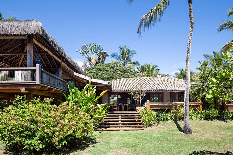Bah100 - House on the beach in Itapororoca beach