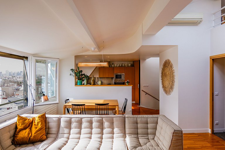 Par216 - Triplex de 3 chambres avec vue