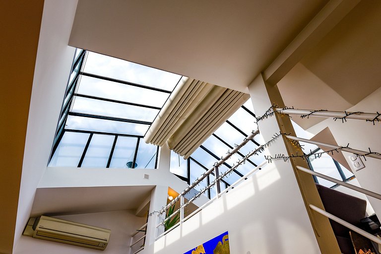 Par216 - Triplex de 3 chambres avec vue
