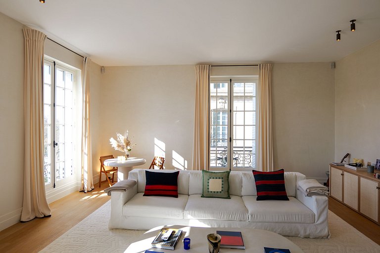 Par136 - Appartement de 2 chambres avec vue
