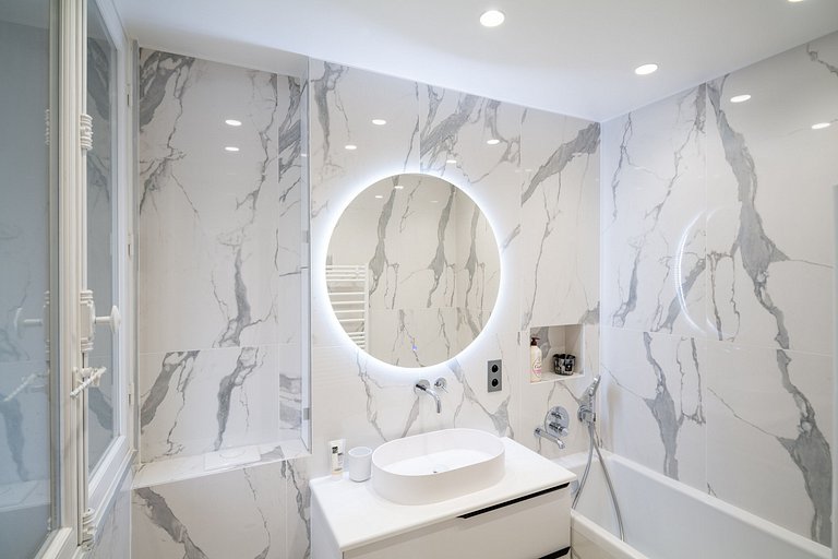Par132 - Appartement confortable à Ternes
