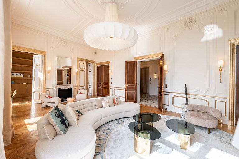 Par031 - Luxury and unique on Beauvau Square