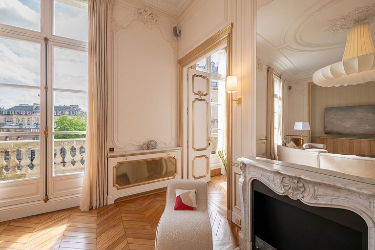 Par031 - Luxury and unique on Beauvau Square
