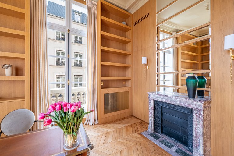 Par031 - Luxury and unique on Beauvau Square