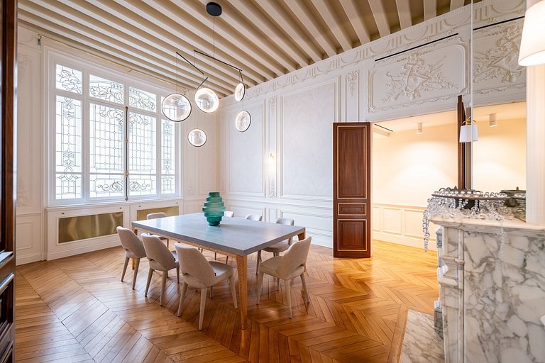 Par031 - Luxury and unique on Beauvau Square