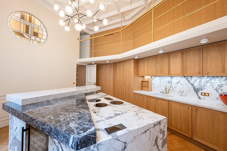 Par031 - Luxury and unique on Beauvau Square