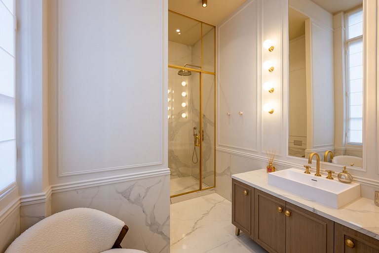 Par031 - Luxury and unique on Beauvau Square