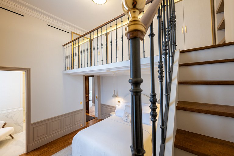 Par031 - Luxury and unique on Beauvau Square