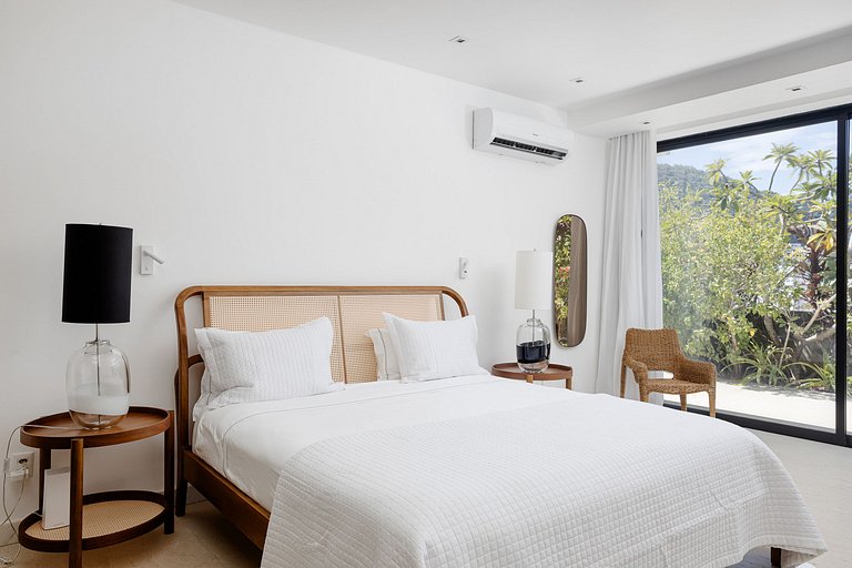 Rio039 - Breathtaking beachfront penthouse in Rio