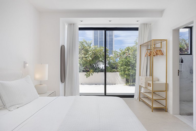 Rio039 - Breathtaking beachfront penthouse in Rio