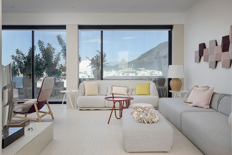 Rio041 - Luxury 6 bedroom penthouse beachfront