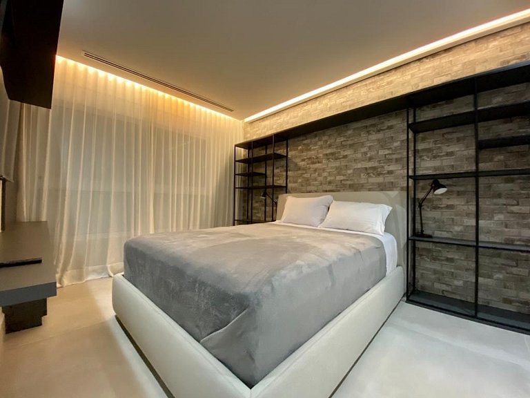 Sao042 - Grand appartement de 4 suites à Itaim Bibi