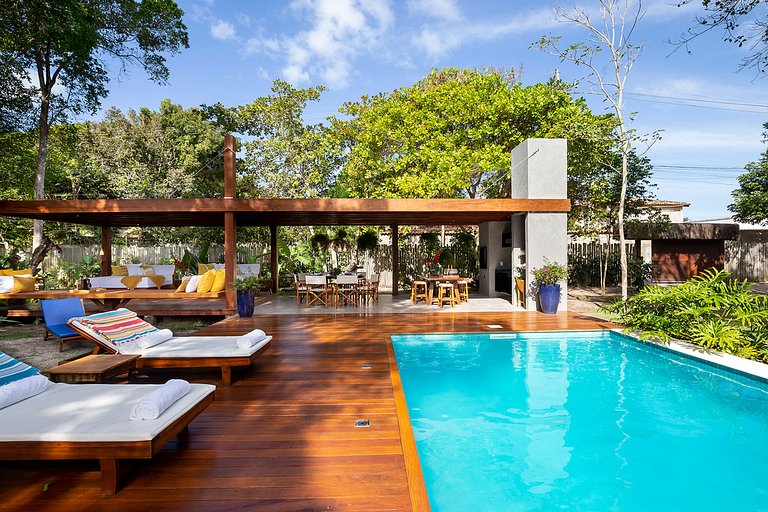 Bah243 - Espaçosa casa perto da praia
